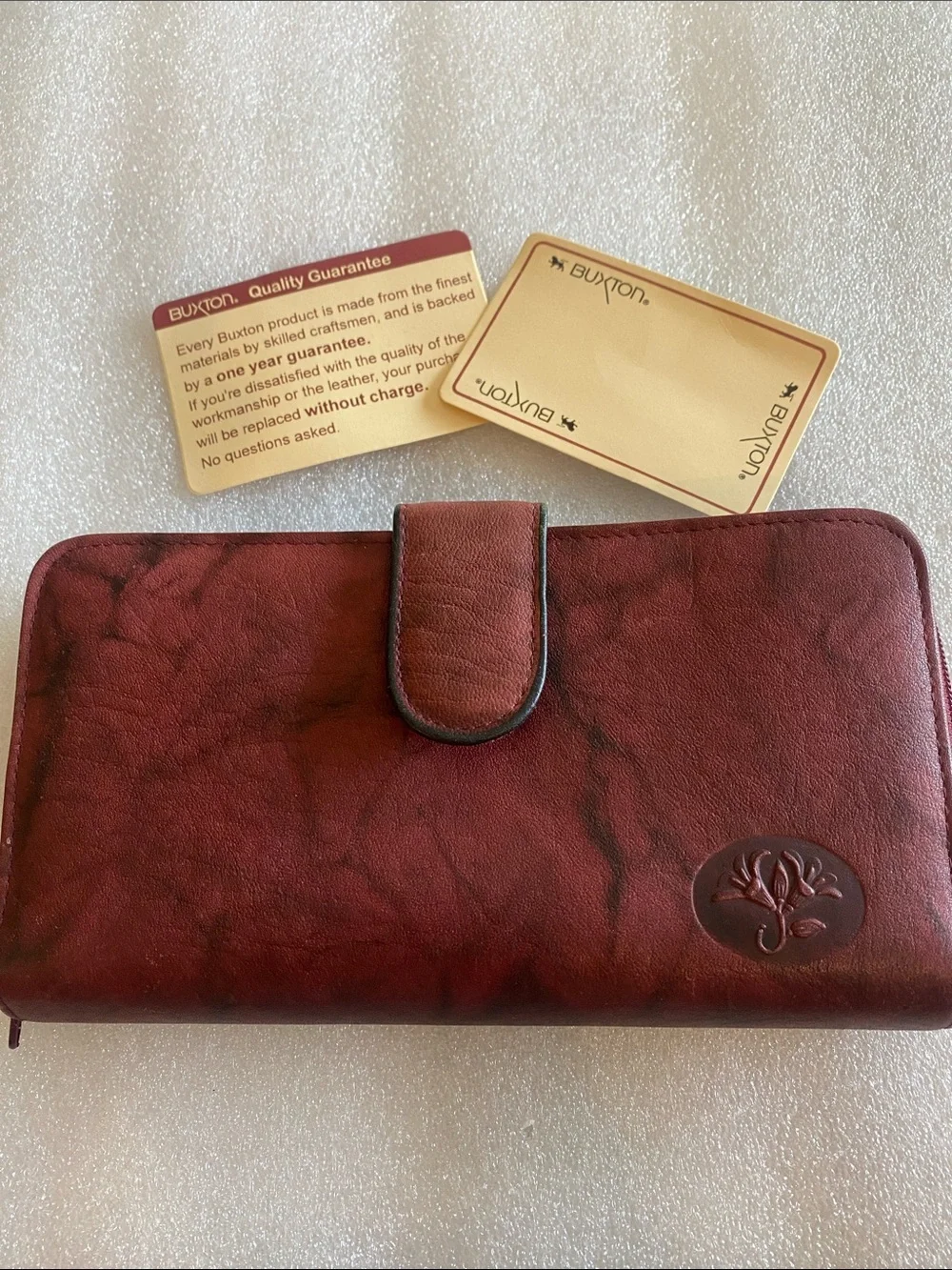 Buxton Heiress Burgandy Wallet Cowhide.
